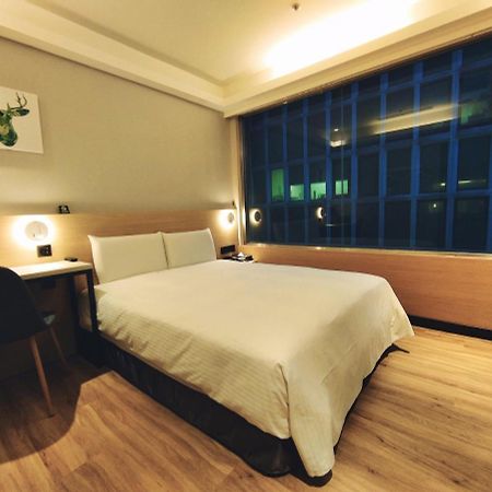 Hub Hotel Songshan Inn 台北市 エクステリア 写真